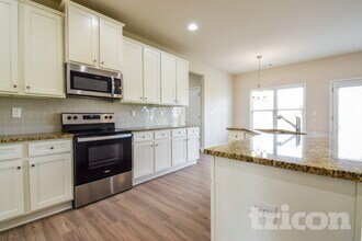 4342 Bella View Dr in Snellville, GA - Building Photo - Building Photo