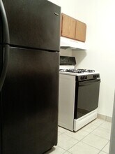 401 E Lloyd St, Unit 401 in Milwaukee, WI - Building Photo - Building Photo