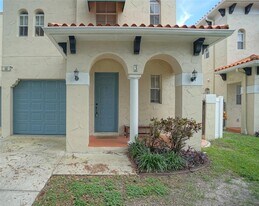 111 S Melville Ave in Tampa, FL - Building Photo