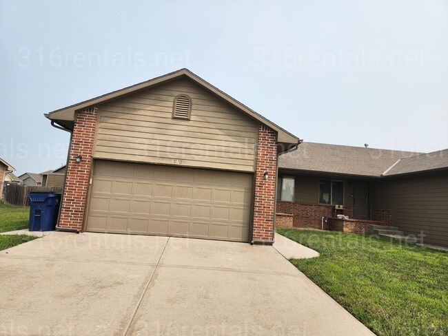 property at 5286 N Lycee St