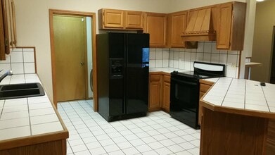 116 Wilmington Cir in Clovis, NM - Building Photo - Building Photo