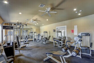 5240 Indian River Dr in Las Vegas, NV - Building Photo - Building Photo