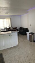 704 NE 4th St in Hallandale Beach, FL - Building Photo - Building Photo
