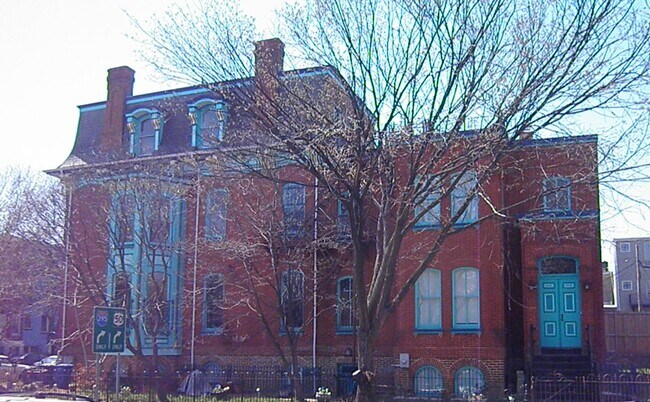 301 M St NW, Unit #3 in Washington, DC - Building Photo - Building Photo