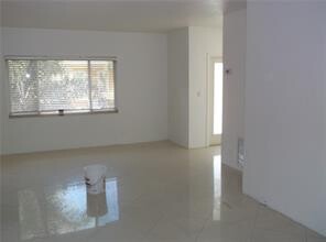 727 NE 16th Ave, Unit 7727D in Fort Lauderdale, FL - Building Photo - Building Photo