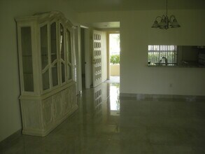 11701 SW 108th Ln in Miami, FL - Foto de edificio - Building Photo