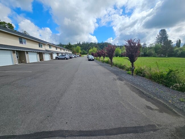 3042-3044 Jackson Hwy