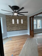 2536 W Cortez St, Unit 1F in Chicago, IL - Building Photo - Building Photo