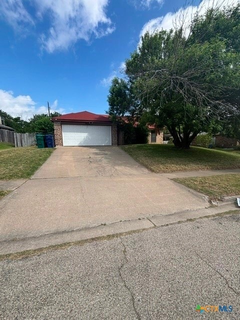 property at 403 E Hogan Dr
