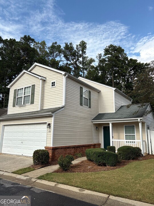 650 Windcroft Cir NW in Acworth, GA - Building Photo
