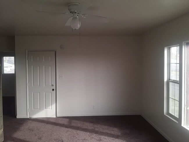 333 P St in Bakersfield, CA - Building Photo - Building Photo