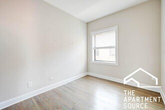 3409 W Fullerton Ave-Unit -2A in Chicago, IL - Building Photo - Building Photo