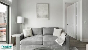 1215 Sawyer St in Houston, TX - Building Photo