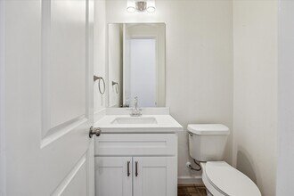 2333 Hoskins Dr in Houston, TX - Foto de edificio - Building Photo
