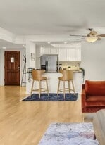 400 N Sunrise Way in Palm Springs, CA - Building Photo