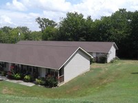 2328 Big River Overlook Dr in Sevierville, TN - Foto de edificio - Building Photo