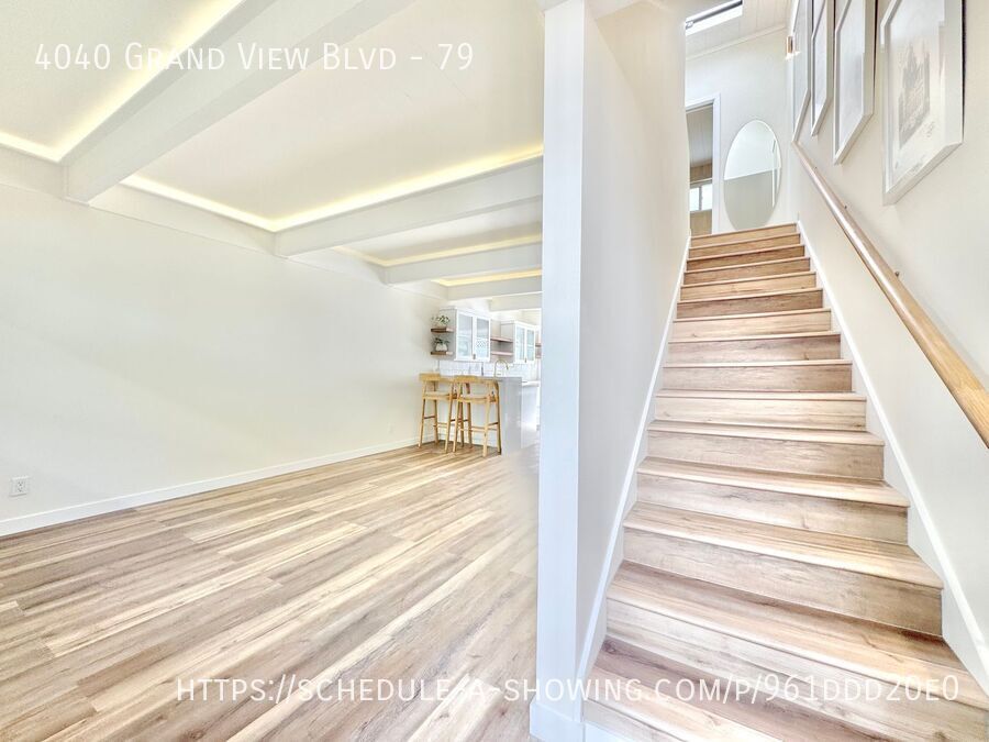 4040 Grand View Blvd-Unit -79 in Los Angeles, CA - Building Photo