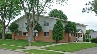 715 Rice St Apartments