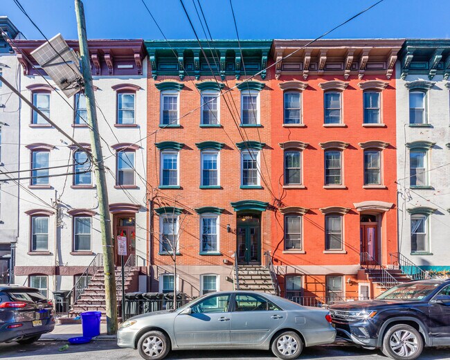 1004 Willow Ave in Hoboken, NJ - Building Photo - Building Photo
