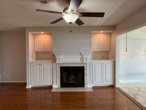 806 Regatta Dr in Niceville, FL - Building Photo - Building Photo