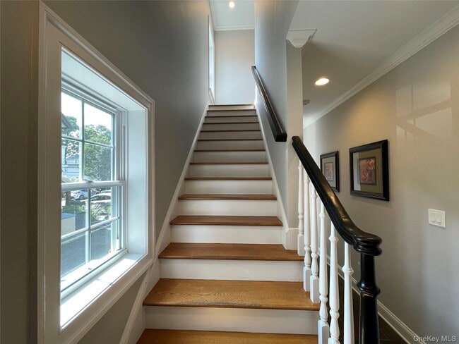 30 High St in Rye, NY - Building Photo - Building Photo