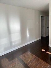 430 NY-32 in Woodbury, NY - Building Photo - Building Photo