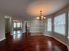 2131 Aberdeen Ct in Hanover Park, IL - Building Photo - Building Photo