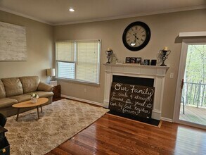 111 Autumn Ridge Rd in Morris Plains, NJ - Building Photo - Building Photo