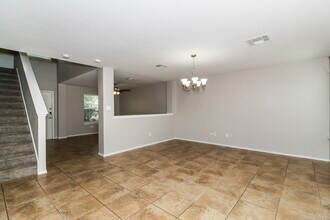1021 Shadow Creek Blvd in Buda, TX - Building Photo - Building Photo