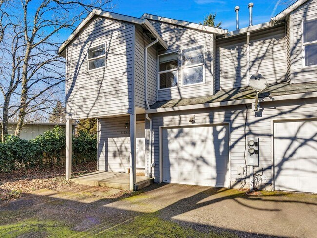 4111-4115 SE 136th Ave in Portland, OR - Building Photo - Building Photo