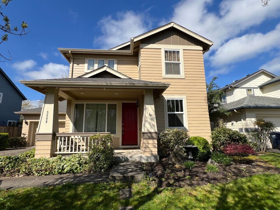 5588 Wales Dr in Eugene, OR - Building Photo