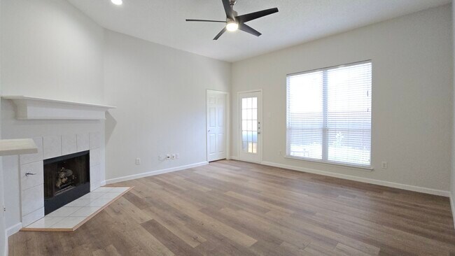 9961 Queens Rd in Frisco, TX - Building Photo - Building Photo