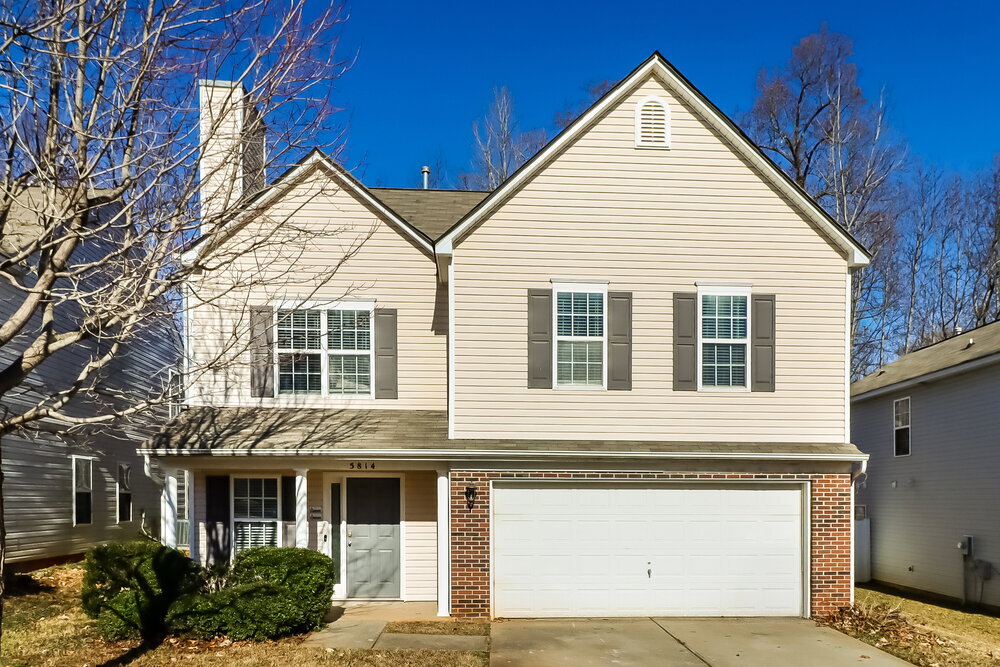 5814 Twin Brook Dr in Charlotte, NC - Foto de edificio