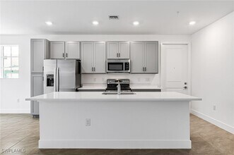 26351 Coco Cay Cir in Bonita Springs, FL - Building Photo - Building Photo