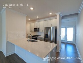 718 Westec Wy in Fuquay Varina, NC - Building Photo - Building Photo