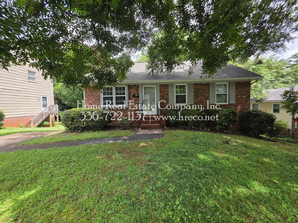 405 Wiley Ave in Winston-Salem, NC - Building Photo