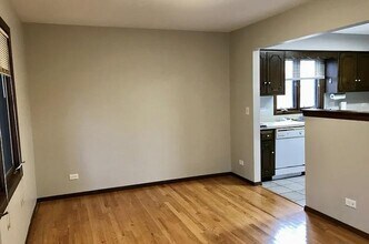 1500 Kenyon Dr in Naperville, IL - Building Photo - Building Photo