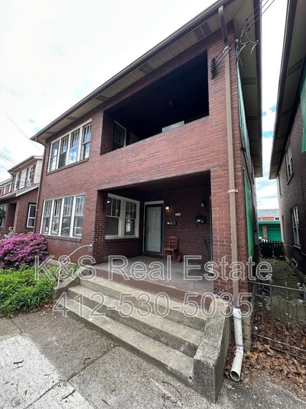 property at 2006 Monroe St