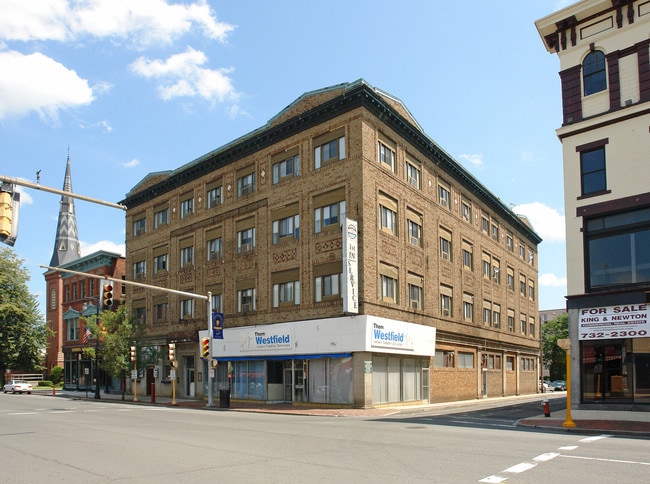 Columbus Apartments in Westfield, MA - Building Photo - Building Photo