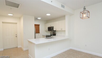 4455 Botanical Pl Cir in Naples, FL - Building Photo - Building Photo