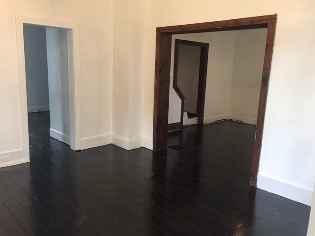 123 W 14th St in Holland, MI - Building Photo - Building Photo