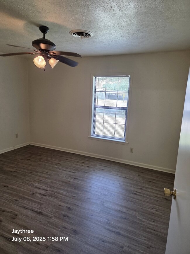 226 Forrest Ln in Corsicana, TX - Building Photo - Building Photo