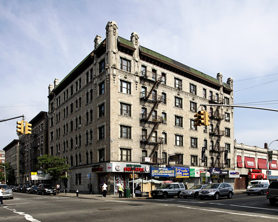 1401-1407 Saint Nicholas Ave in New York, NY - Foto de edificio