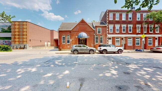 712 Shawmut Ave in Boston, MA - Building Photo - Building Photo