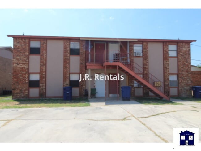 304 Erby Ave