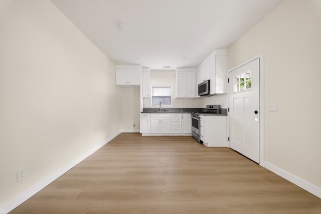 3200 Weldon Ave in Los Angeles, CA - Building Photo - Building Photo