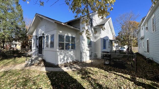 1132 Portage Ave, Unit NotreDame BeaconRiverwalk