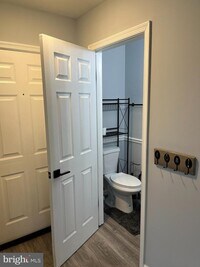 534 McManus Way photo'