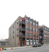 1821 N Milwaukee Ave in Chicago, IL - Building Photo - Building Photo