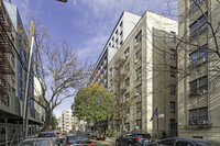 2072 Anthony Ave in Bronx, NY - Foto de edificio - Building Photo